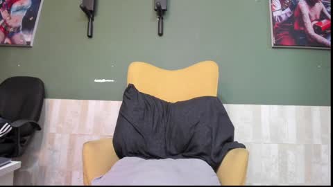 Snapshot of luis_as chatting on January 20, 12:57 am Luis AS online show from January 20, 12:57 am