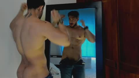 Snapshot of luis_baptista chatting on April 5, 5:10 pm luis_baptista online show from April 5, 5:10 pm