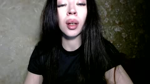 luisa lovedom online show from July 5, 7:32 pm