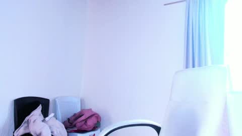 Luisa Diaz online show from September 18, 1:13 pm