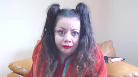 Cassie online show from February 17, 8:55 am