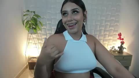 luisa online show from June 19, 10:02 pm