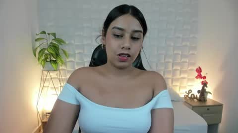 luisa online show from June 20, 7:38 pm