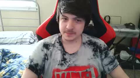 Luisdiaztube online show from May 12, 7:11 pm