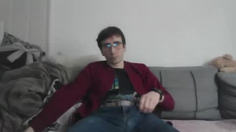 Snapshot of luismcawesome chatting on February 5, 9:47 am Luis online show from February 5, 9:47 am