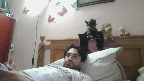 Snapshot of luismiastarot chatting on February 12, 3:01 am luismiastarot online show from February 12, 3:01 am