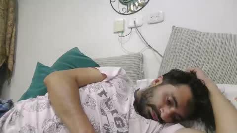 Snapshot of luismiastarot chatting on March 24, 4:17 am luismiastarot online show from March 24, 4:17 am