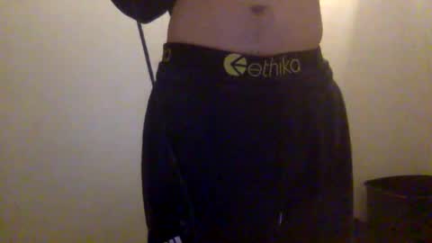 Snapshot of luisthechosen1 chatting on February 2, 4:00 am AlmightyZero online show from February 2, 4:00 am