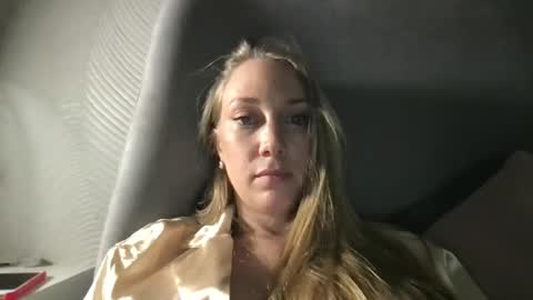 luiva13 online show from February 3, 8:13 pm