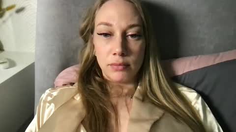 luiva13 online show from February 6, 7:29 pm