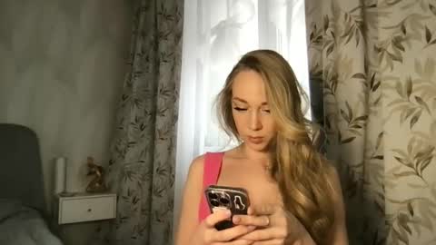 luiva13 online show from February 11, 11:43 am