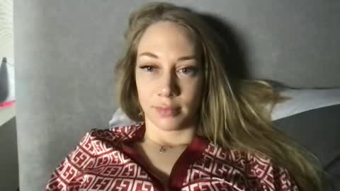 luiva13 online show from February 25, 8:19 pm