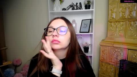 Luiza online show from December 19, 5:58 am