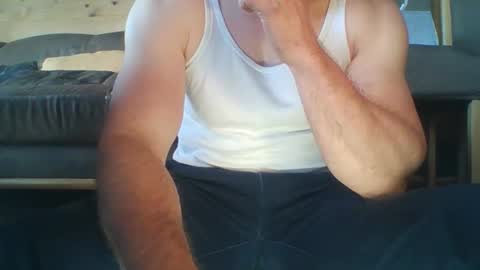 lukaf887 online show from May 6, 8:41 am
