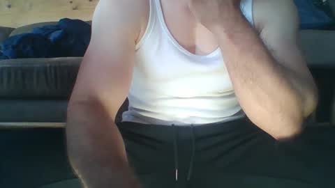 lukaf887 online show from May 8, 7:57 am