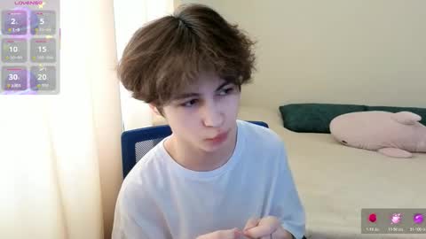 Snapshot of lukahayes chatting on February 25, 11:09 am lukahayes online show from February 25, 11:09 am