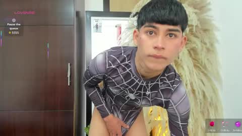 Snapshot of lukasstrong_ chatting on May 22, 1:28 pm Lukass online show from May 22, 1:28 pm