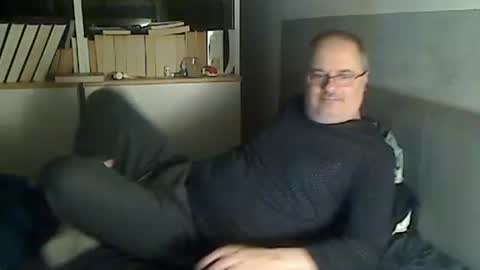 Snapshot of luke7634 chatting on December 16, 9:53 pm luke7634 online show from December 16, 9:53 pm