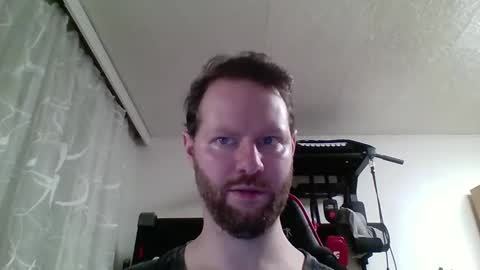 Snapshot of luke91_t chatting on January 2, 3:29 pm luke91_t online show from January 2, 3:29 pm
