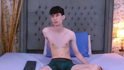 luke_carter online show from September 18, 1:02 pm