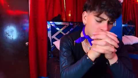 Luke online show from March 25, 2:39 am