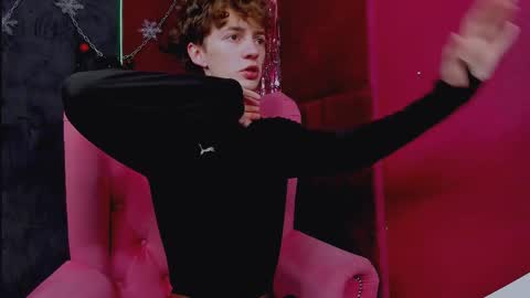 Luke online show from December 15, 11:47 am