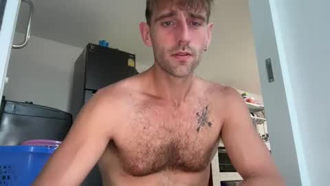 Snapshot of lukegunn22 chatting on March 12, 11:33 pm MR. Luke Gunn online show from March 12, 11:33 pm