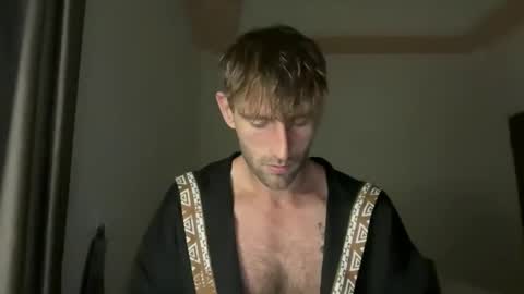 Snapshot of lukegunn22 chatting on October 4, 11:14 pm MR. Luke Gunn online show from October 4, 11:14 pm