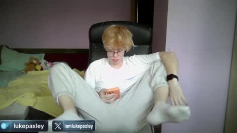 Snapshot of lukepaxley chatting on July 14, 6:24 pm Luke Paxley online show from July 14, 6:24 pm
