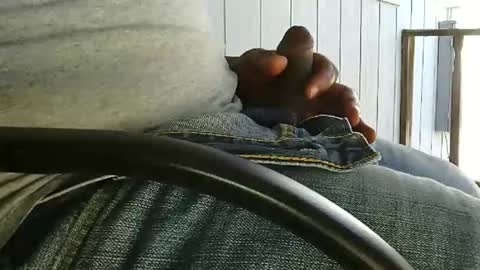 Snapshot of lukesky222 chatting on November 8, 7:12 pm Luke online show from November 8, 7:12 pm