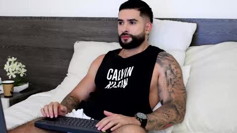 Lukhas f4f online show from October 6, 12:30 am