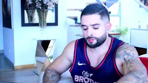 Lukhas f4f online show from November 7, 8:53 pm