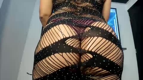 elizabeth online show from March 6, 12:23 pm