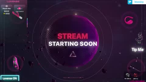 Snapshot of luluubloomm chatting on November 22, 8:08 pm Lulu online show from November 22, 8:08 pm