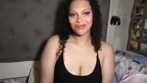 LuLu Valenttine Hot Sexy HawaiianCape Verde online show from March 12, 12:44 pm