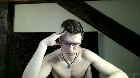 Snapshot of lumberjack__666 chatting on April 18, 7:29 pm Andrew independent model 2000-0000 CET daily online show from April 18, 7:29 pm