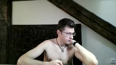 Snapshot of lumberjack__666 chatting on April 19, 1:10 pm Andrew independent model 2000-0000 CET daily online show from April 19, 1:10 pm