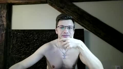Snapshot of lumberjack__666 chatting on April 30, 8:15 pm Andrew independent model 2000-0000 CET daily online show from April 30, 8:15 pm