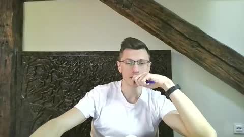 Snapshot of lumberjack__666 chatting on May 16, 2:05 pm Andrew independent model 2000-0000 CET daily online show from May 16, 2:05 pm