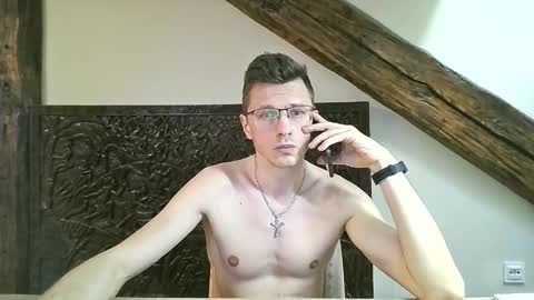 Snapshot of lumberjack__666 chatting on May 25, 3:18 pm Andrew independent model 2000-0000 CET daily online show from May 25, 3:18 pm