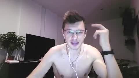 Snapshot of lumberjack__666 chatting on June 29, 10:26 am Andrew independent model 2000-0000 CET daily online show from June 29, 10:26 am