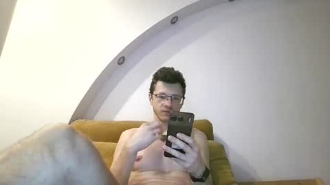 Snapshot of lumberjack__666 chatting on June 30, 2:07 pm Andrew independent model 2000-0000 CET daily online show from June 30, 2:07 pm