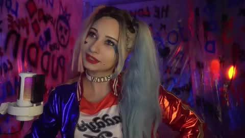 Amelia online show from October 12, 12:20 am