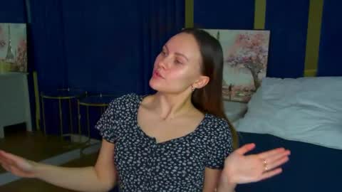 lumerisoren online show from May 6, 5:14 am