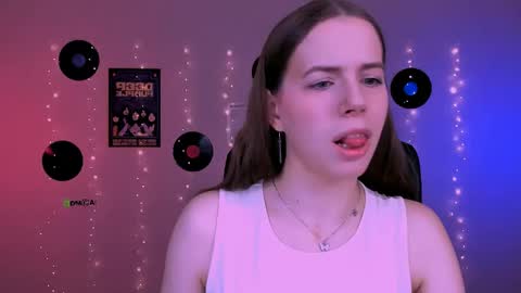 Sweet Lumi online show from June 3, 7:22 am