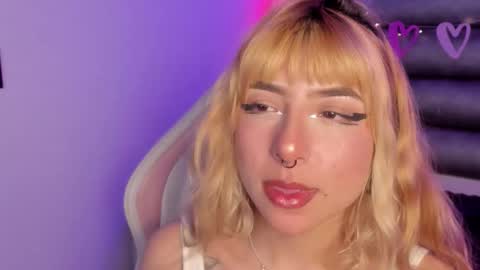 luna online show from February 18, 9:00 pm