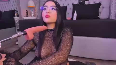   online show from July 29, 12:03 pm