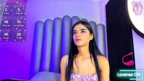 luna_bella_23 online show from June 18, 3:07 am