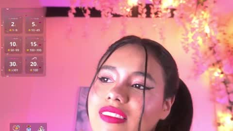 Snapshot of luna_cullen chatting on May 25, 7:31 pm Lunita online show from May 25, 7:31 pm