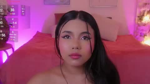 Snapshot of luna_cullen chatting on June 20, 7:27 pm Lunita online show from June 20, 7:27 pm
